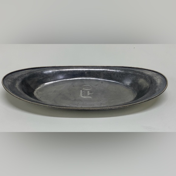 c. 1900 E. G. Webster & Son Gadrooned Rim Silver Plate Oval "D" Engraved Tray - Picture 12 of 12